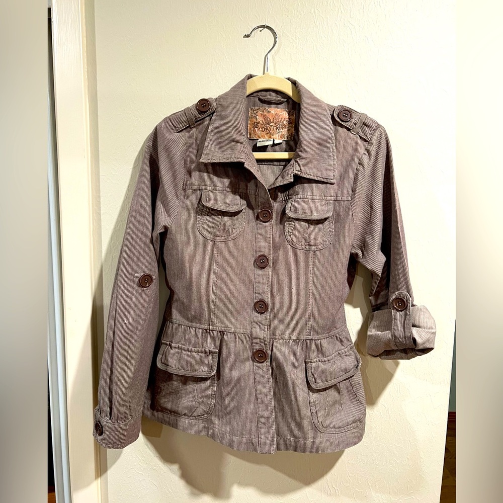 Cute Daytrip top. Light brown and cream pin striped. Size L. Excellent cond.